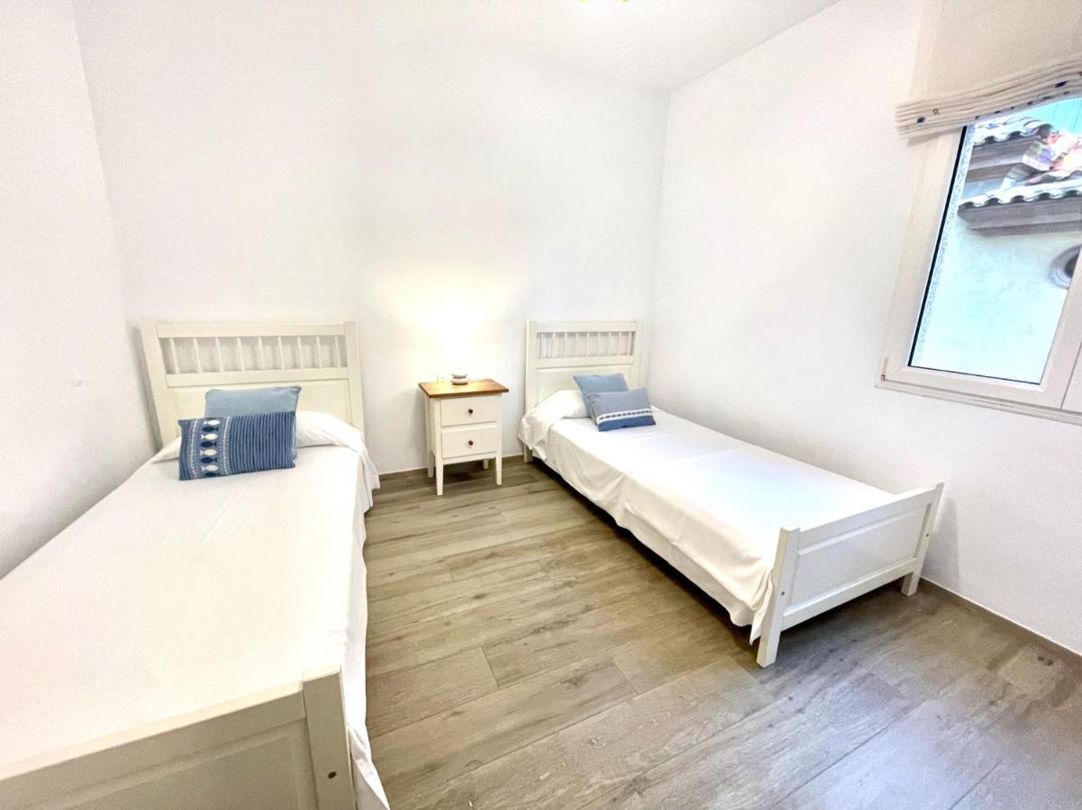 Seahomes Vacations - Nautic Maritime Apt Blanes Ngoại thất bức ảnh