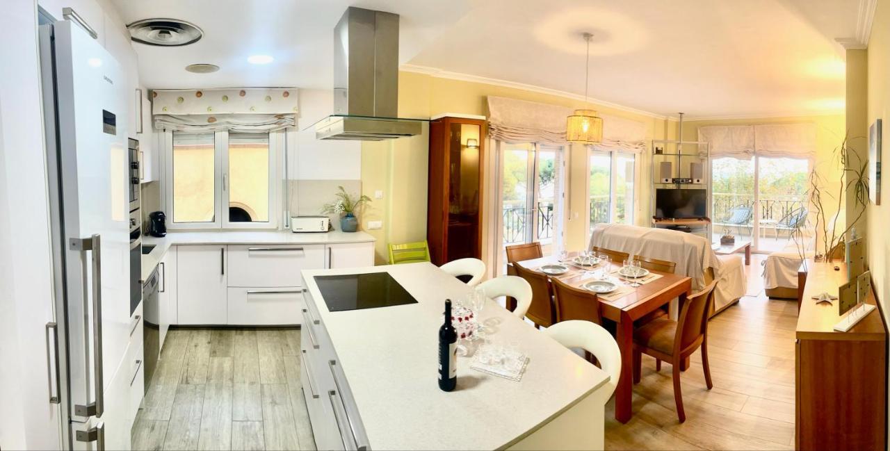 Seahomes Vacations - Nautic Maritime Apt Blanes Ngoại thất bức ảnh