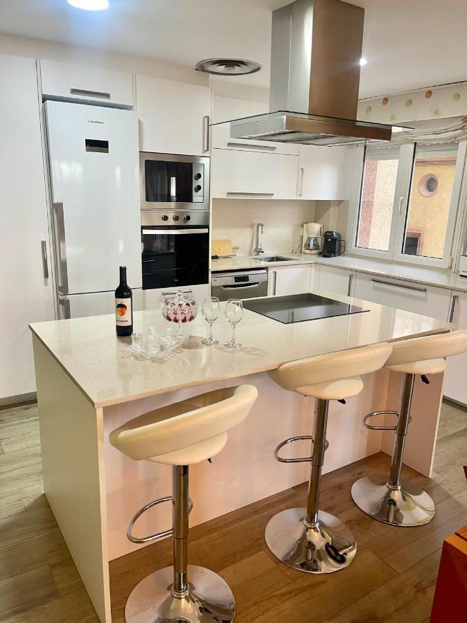 Seahomes Vacations - Nautic Maritime Apt Blanes Ngoại thất bức ảnh